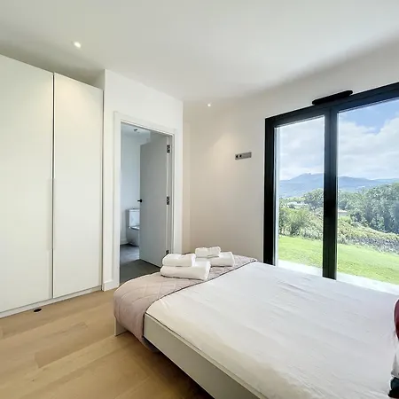 Moderne Jaizkibel * Hondarribia